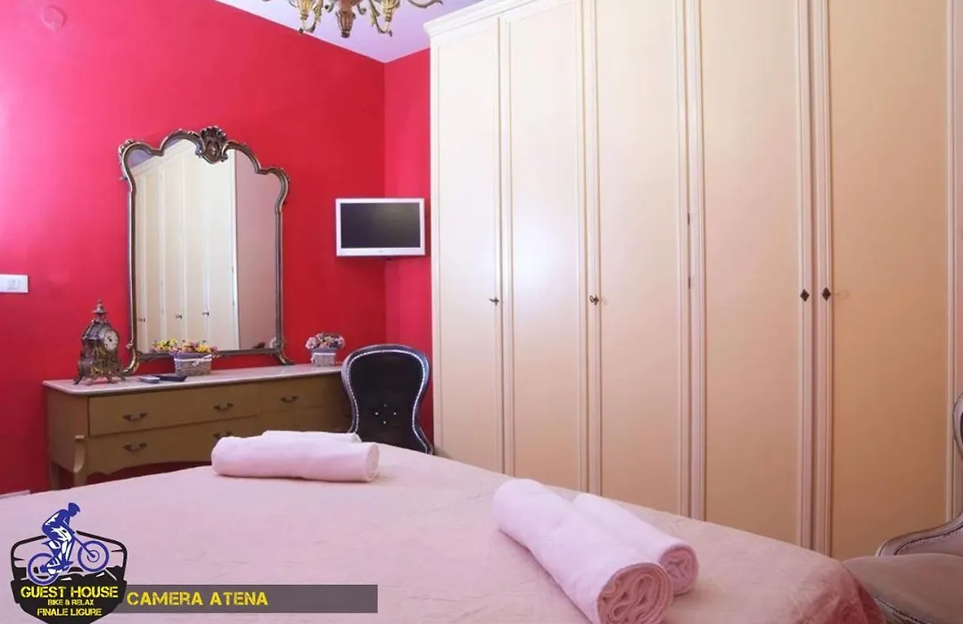 Guest House Bike&Relax Finale Ligure-1